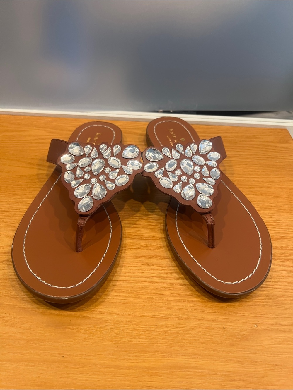 Kate Spade New York 'Cora' embellished brown leather sandals 8 M nwot
